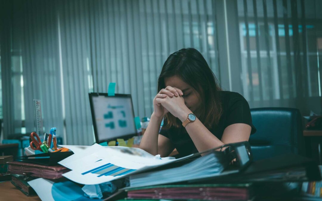 The “Girlboss” Hangover: Recognizing Signs of Burnout in Women